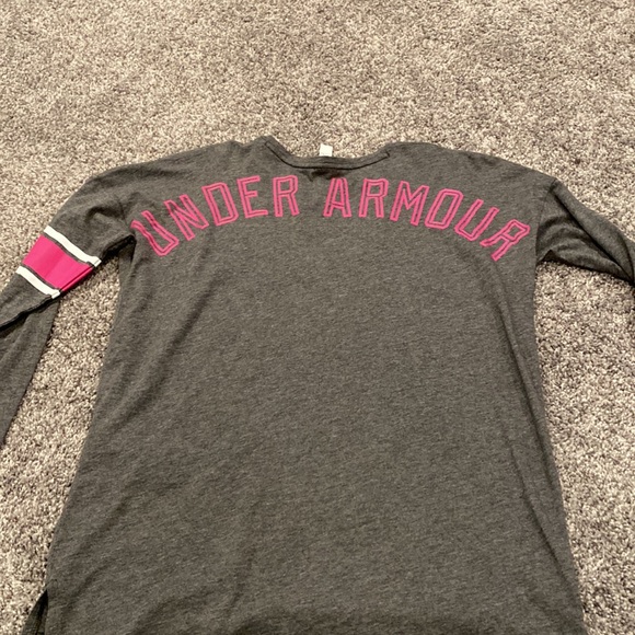 Under Amour Breast Cancer Awareness Long Sleeve T-Shirt. Size: S - Picture 14 of 14